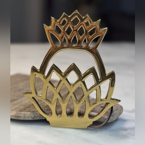 VIRGINIA METALCRAFTERS (VM) Vintage 70s Newport Pineapple Brass Trivet 1976 - Picture 1 of 3